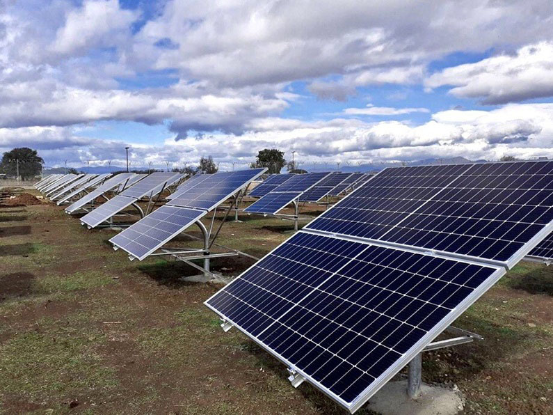 La Grèce lancera le troisième cycle d'appels d'offres pour des projets éoliens et solaires en mai